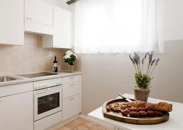 아파트 Double Room-4 By Interhome *